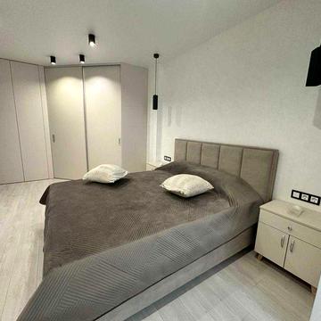 Сдам 2-ух комн квартиру ЖК Академгородок , 70 м2