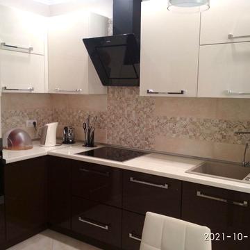 Академіка Глушкова просп., 9-Д