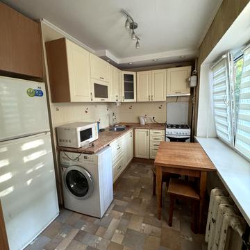 Марії Капніст вул. (Желябова), 10