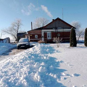 Будинок де тиша та простір .