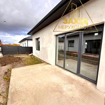 Продаж 4 кімнатних дуплексів у с. Боратин по вулиці є Газ