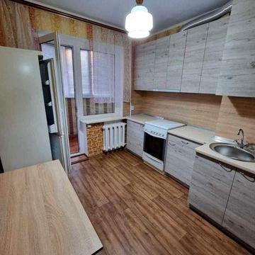 Добровольского/Бочарова, просторная квартира с лоджиями,Северный рынок