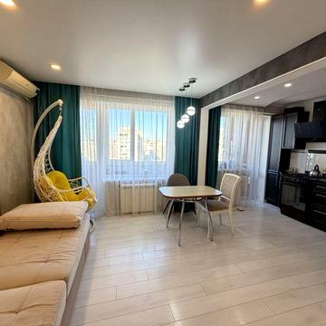 Продам 3к квартиру в Центрі міста, Пр. Центральний