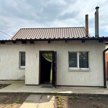 Продам дом на жм Победа 63м.кв ул.Яснополянская