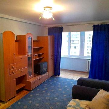 АК 1 Кімнатна Капремонт Лівобережна Русановка Ентузіастів 29/2