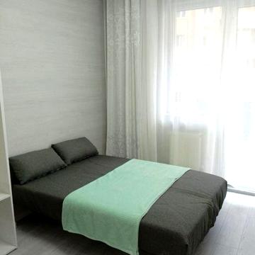 Сдам 1ком кв-ру в который постоянно  есть СВЕТ ж/к Континент/Вузовс