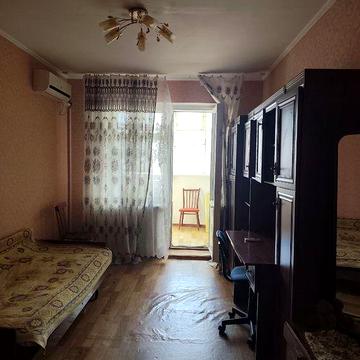 Продам трех комн.квартиру С.Палия/Высоцкого