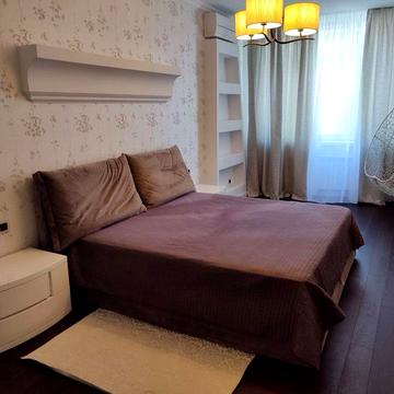 Оренда вишуканої та просторної 2-к квартири в ЖК Будинок на Клименко