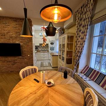 Продаж 3-кімнатної квартири на Дружби народів