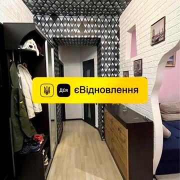 Продам 3-х комнатную квартиру в центре с мебелью .Сертификат.El.