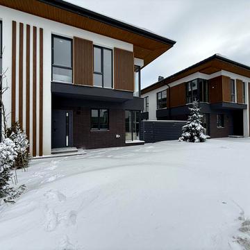 Таунхаус з ремонтом за вигідною ціною. Поруч Київ