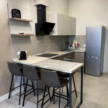 Сдам квартиру (кухню-студию и спальню) до лета!