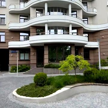 Трикімнатна квартира в ЖК Ювілейний (Каркашадзе), Французский бульвар, 400 метрів до моря