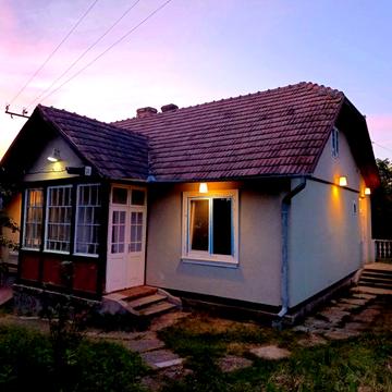 Будинок біля Трускавця у м. Стебник
