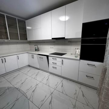 Нижньоключова вул., 14