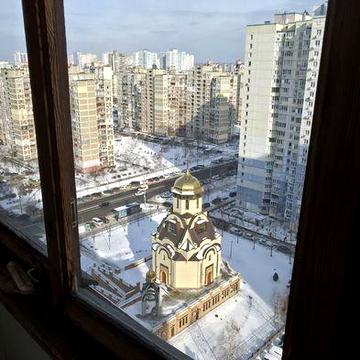 Продаж 3 кімнатноі квартири 96 квм на Троєщині Олександри Екстер 9 А