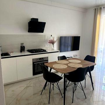 Здам таунхаус в оренду. Оксамит.