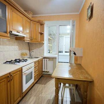 Продаж  1,5 к  . Гречани. Насолода.