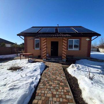 Здам окремий будинок 75м2 з панелями та грубкою на ділянці 8 соток.