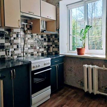 Здається чудова 1 кімната по Вулиці Космонавтів.