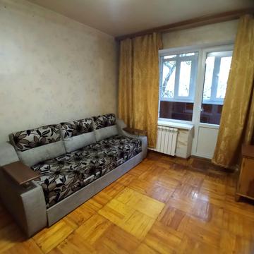 Червоної Калини просп. (Володимира Маяковського), 12-В