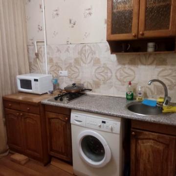 Харківська вул., 33