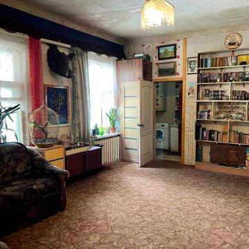 Продаж частини будинку 98м². 3 кімнати. 13 сот. Гараж. 2 входи. ID:606