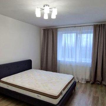 Продам 1 кім. кв неподалік центру