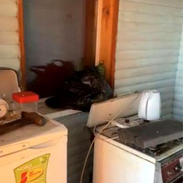 Продается дача на березі озера Глушець