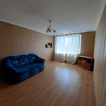 Продам простору 2х кімн кв вул. 1-ої Танкової Бригади,  Епіцентр