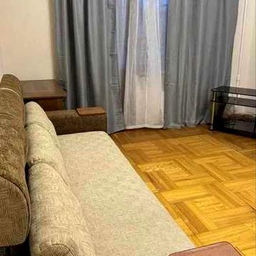 Оренда 2к квартири Ак. Єфремова 19. Святошинський м.Святошино 10 хв