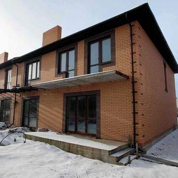 Продам 2-х поверховий таунхаус на вул.Корольова 0216