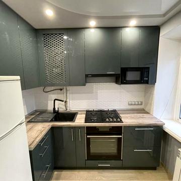 Олександра Поля просп. (Кірова), 48-А