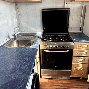 Продам  4 комнатную квартиру на Автовокзале