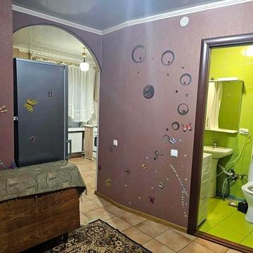 Здається в оренду  2-кімнатна квартира, в центрі міста  Власниця
ВІД