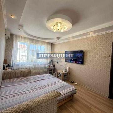 продажа 3 комн квартиры Сахарова газовый дом , ремонт