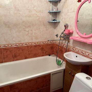 ПРОДАМ 1 кімнатну квартиру в Центрі