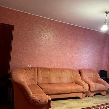 М-н Боженко Параджанова 3 парковка  у дворі