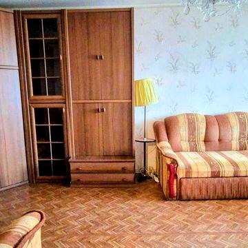 2-роздільні, вул.Кіото, буд.9,метро Чернигівська