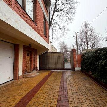 Сдам коттедж 3 этажа Терасса Сауна Бассейн Гараж Паркоместо