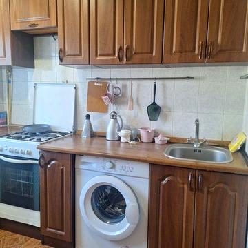 Сдам 2х кв длительно,рядом 2 и 3 школа 8т