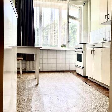 Оренда квартири з балконом , пасічна 90  , поруч парк