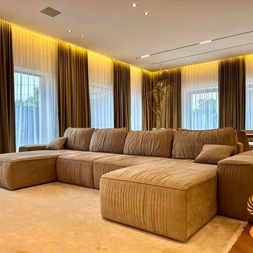 Будинок у Вовчинцях з Басейном