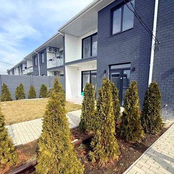 Таунхаус. Червоный Хутор. Место для машин. Рассрочка