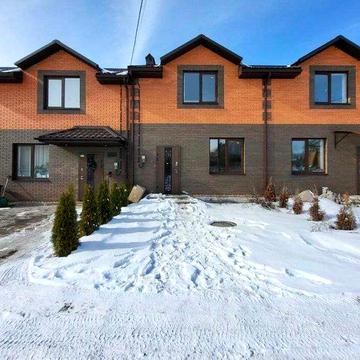 Продаж сучасного таунхаусу в Зарванцях 4374