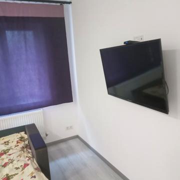 Центральна вул., 17