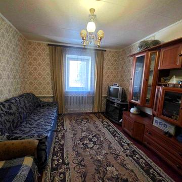 Будинок в районі 8 школи