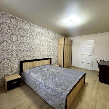 Оренда 2к.кв. в обжитій новобудові