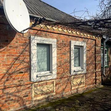 Продам будинок у місті.