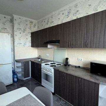 Оренда 1 кімнатної, вул. Рейгана 40, Троєщина, поряд ТРЦ Район